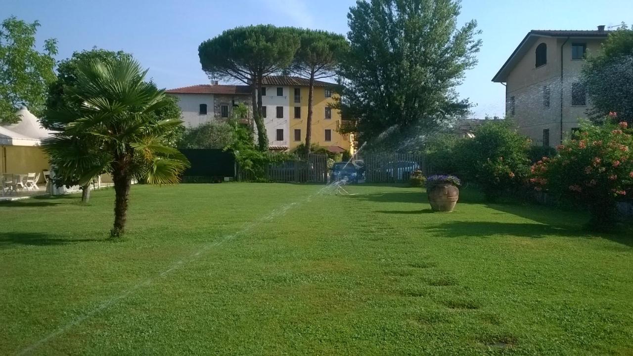 B&B Il Casale Di Nanni Lucca Exterior foto